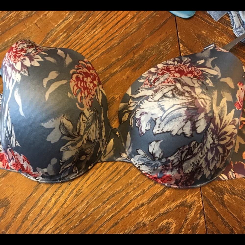 Soma Vanishing Back Bra 40D